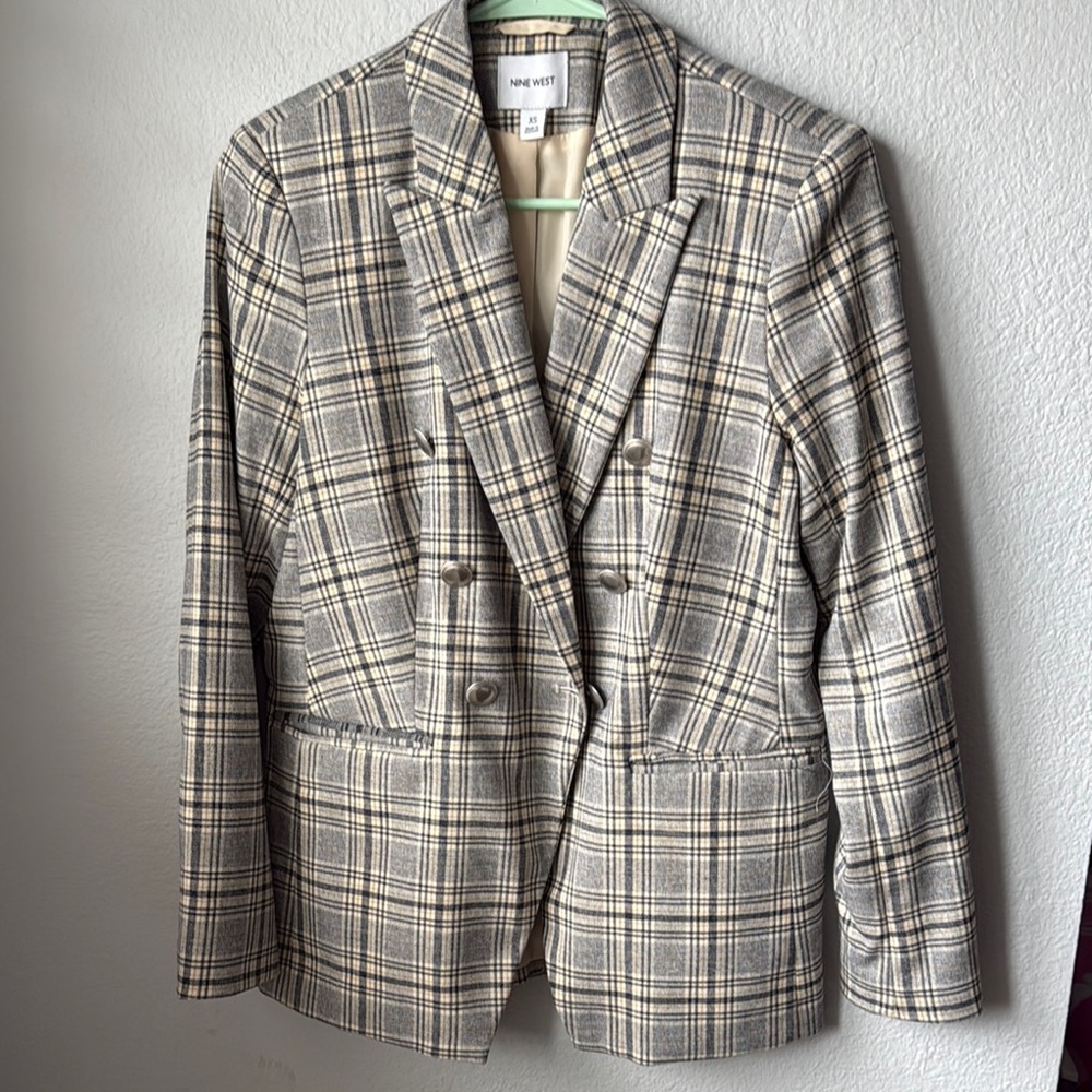 Nine West Cream Coat Blazer with Plaid Pattern and Notched Lapel